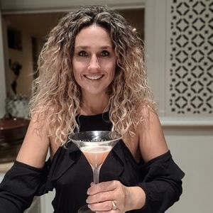 Meet your Posher, Ria